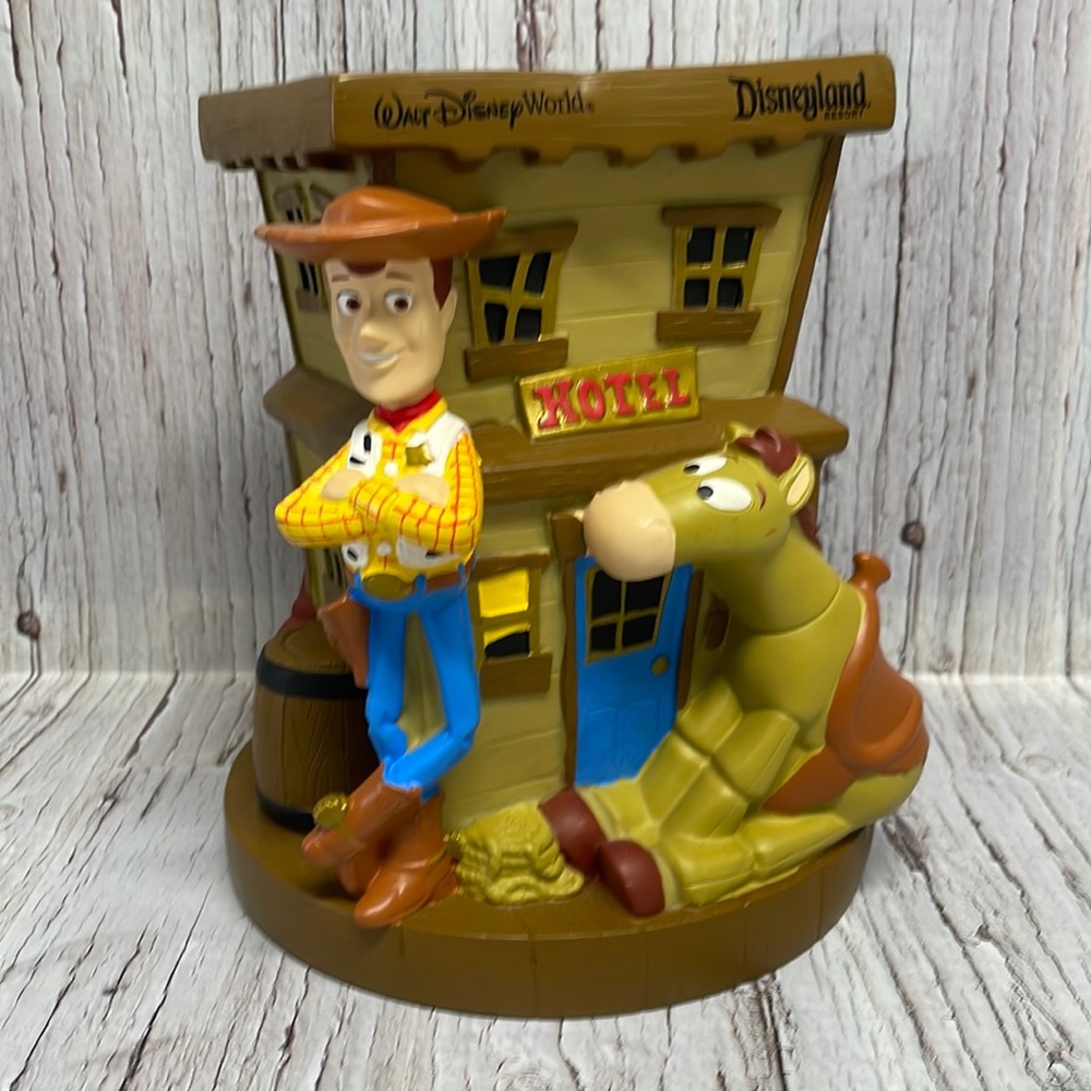 Disney Pixar Toy Story Woody & Bullseye Figurine – Disneyland/ Walt Disney World